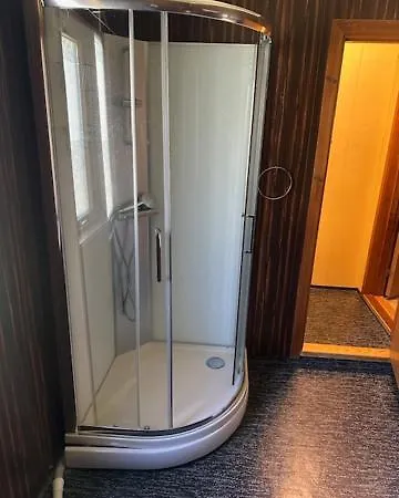 Nostalgisk Eldre Hus Sentralt I Prázdninový dům