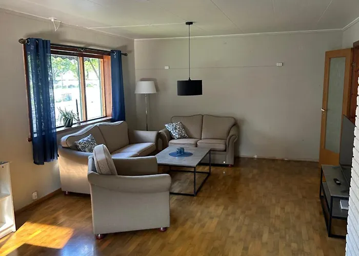 Holiday home Nostalgisk Eldre Hus Sentralt I Ovre Ardal